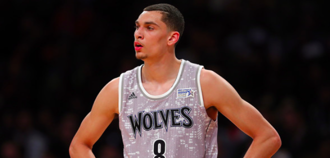 佩莱格里尼：塞维利亚落后时球迷往球场投掷杂物，这样不对（佩莱格里尼批评塞维利亚球迷：球队落后时向场内投掷杂物的行为不可取）