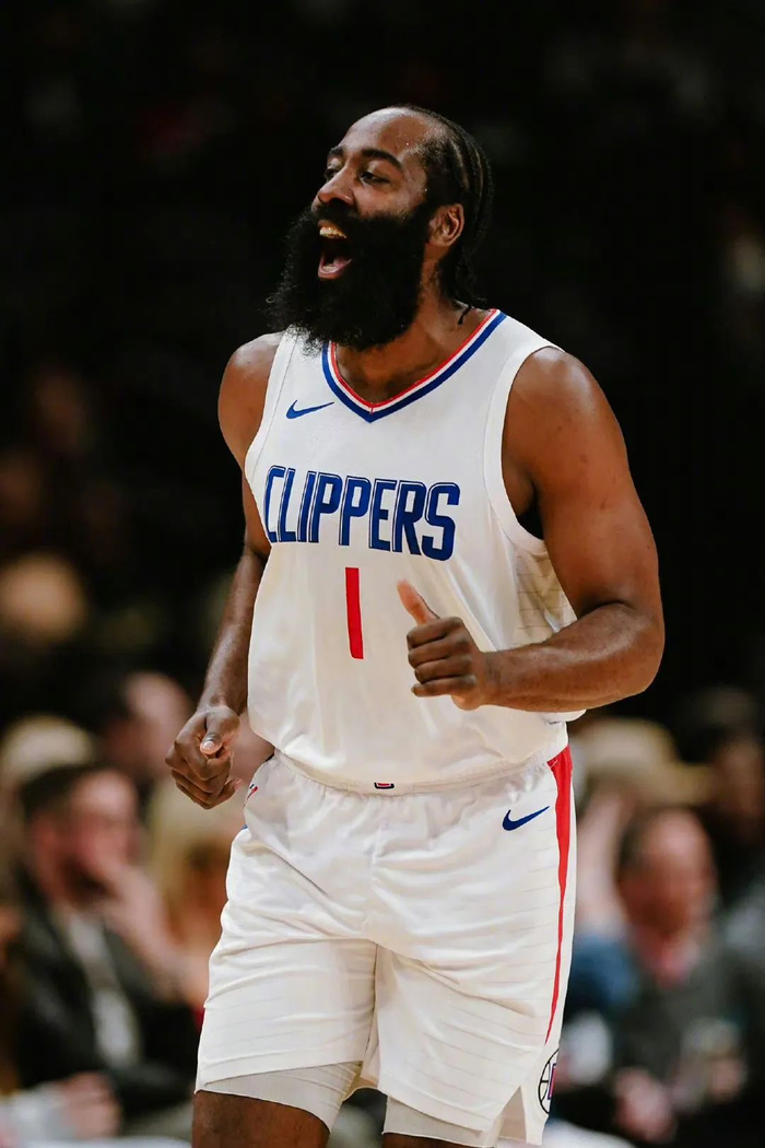 同位置球员差距明显（同位置球员实力差距显著）