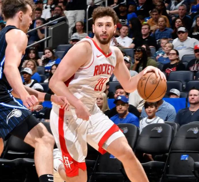 斯帕莱蒂：所有人都不满意，某些时刻连最低限度都没达到（斯帕莱蒂：无人满意，某些阶段连基本水准都未达标）