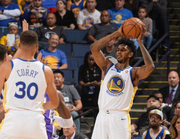 拉波尔塔：我们正着手在诺坎普为梅西立雕像，他值得如此致敬（拉波尔塔：巴萨正推进在诺坎普为梅西树立雕像，他配得上这份致敬）