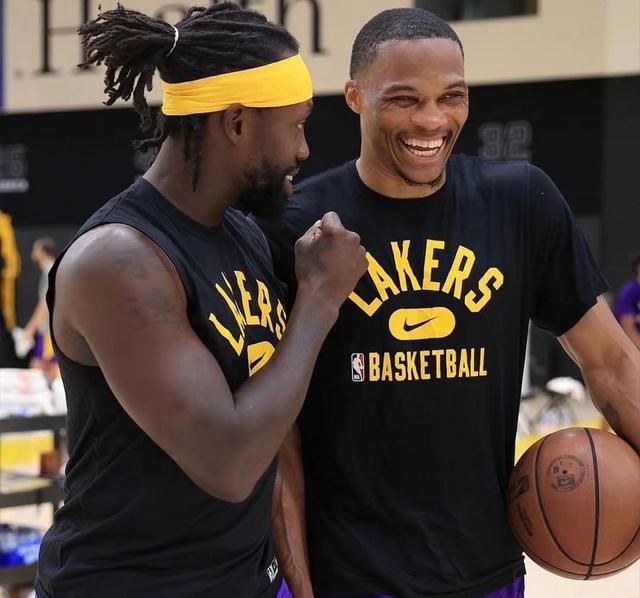 深入一线学习，英超与中国足协启动第三期青训教练培训（英超携手中国足协启动第三期青训教练班，聚焦一线实训）