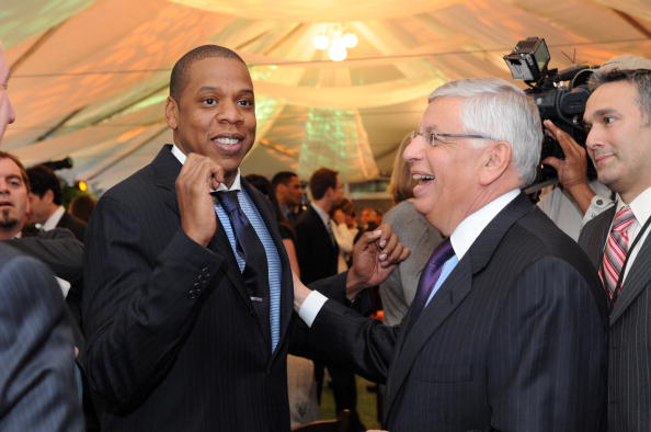 欧洲豪门发布财报，亏损数额引外界担忧（欧洲豪门披露财报，亏损规模引发担忧）