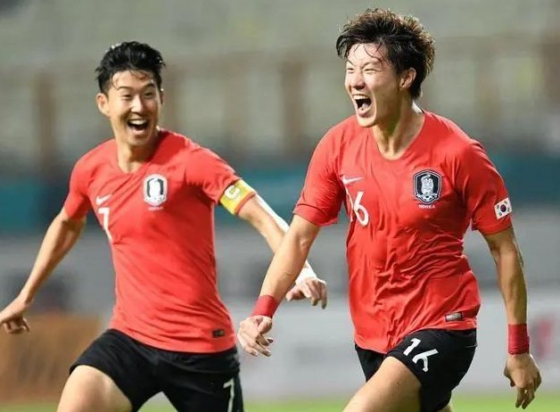 尤尔曼德：药厂目前无法和顶级球队比；阿隆索刚来时情况也这样